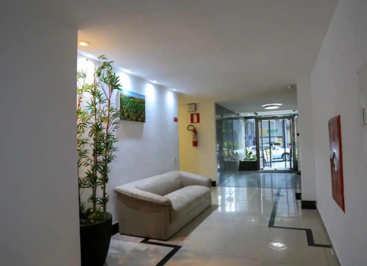 Apartamento 04 Com Area Privativa, Cozinha, Vaga, Maquina De Lavar, Savassi Belo Horizonte